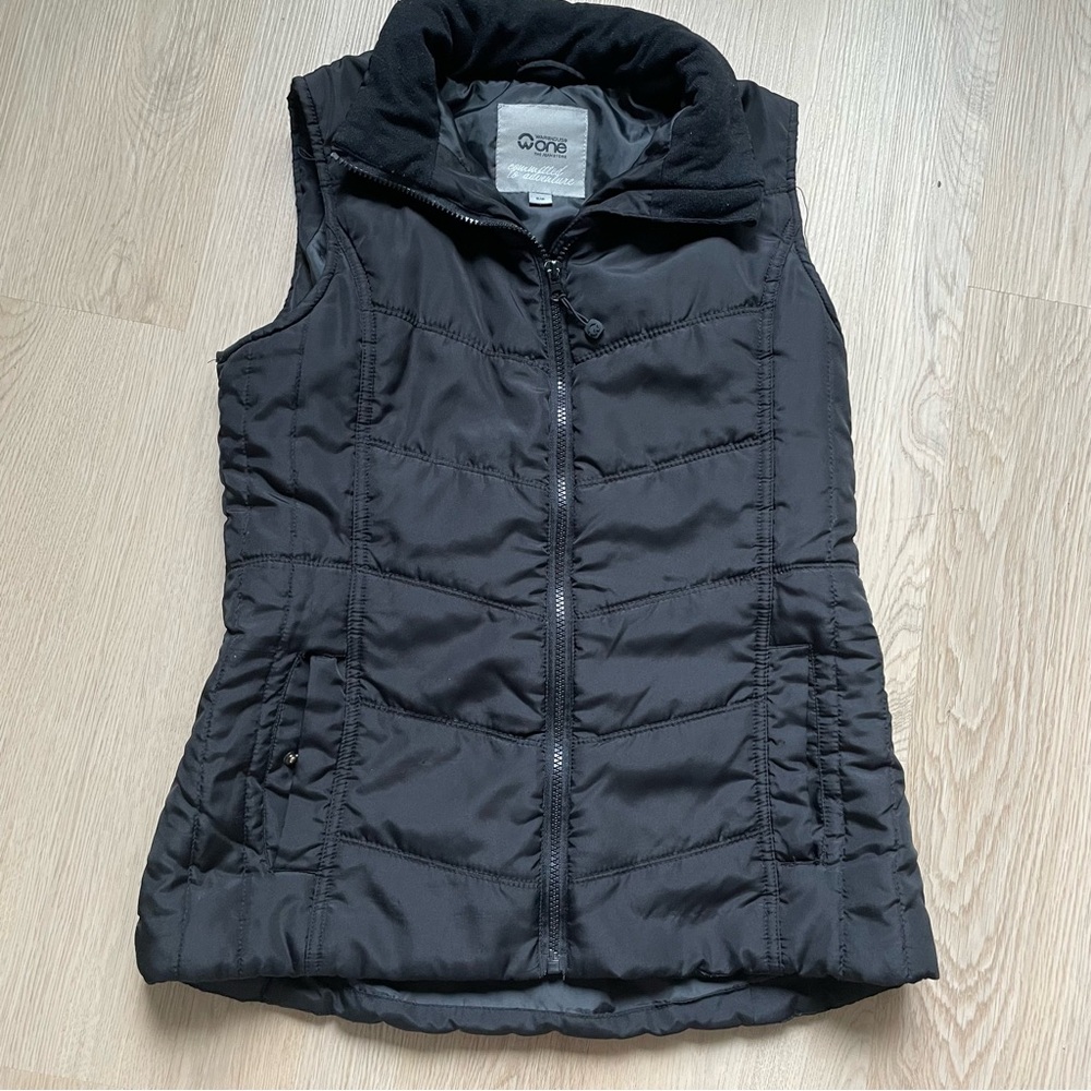 ONE WORLD Black Quilted Puffer Vest